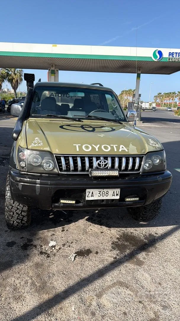 Toyota Land Cruiser