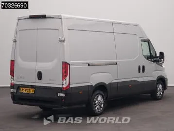 Iveco Daily 2022 photo 2