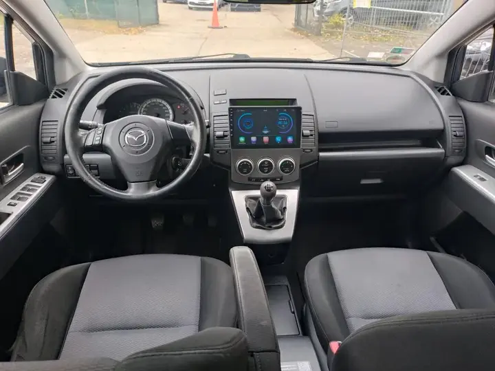 Mazda 5