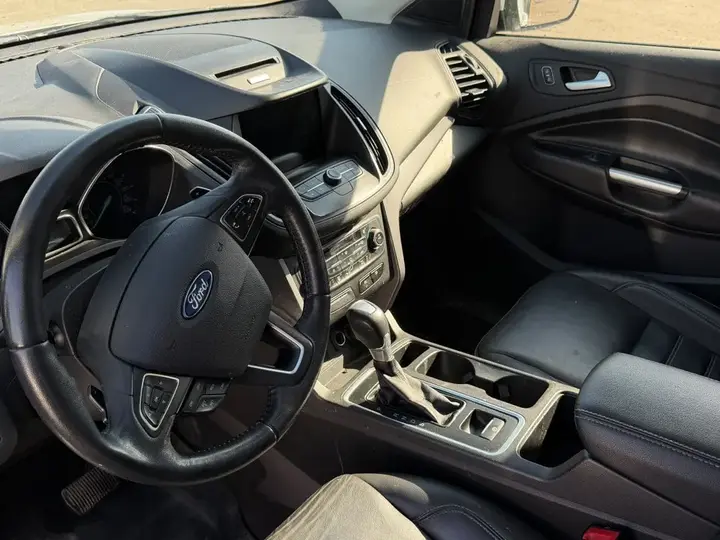 Ford Escape 2017 photo 4
