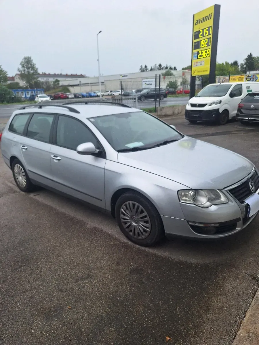 Volkswagen Passat 2010 photo 3
