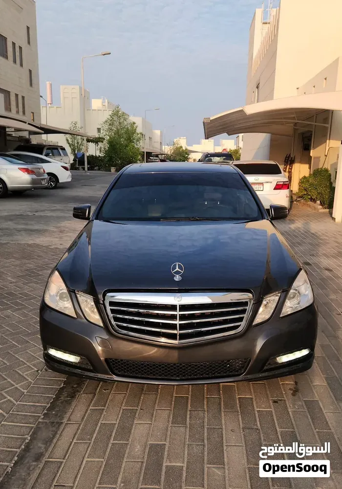 Mercedes-Benz E-Class 2012 photo 5