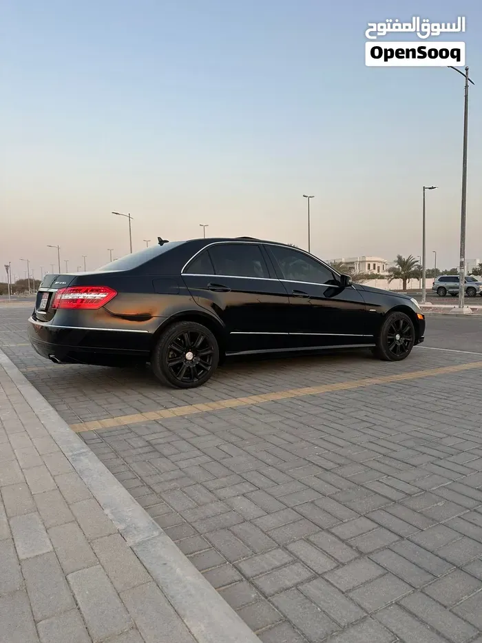 Mercedes-Benz E-Class 2012 photo 3