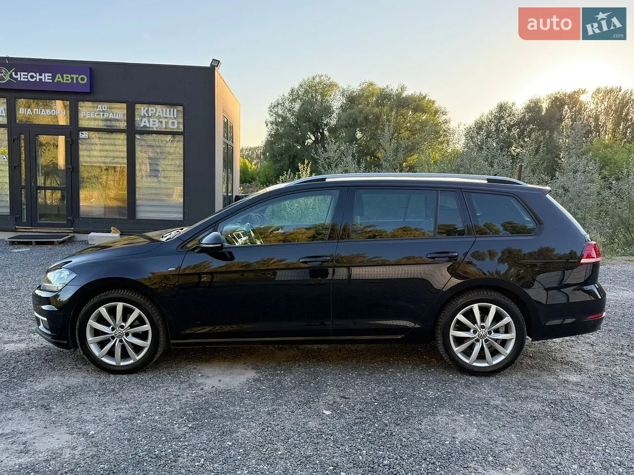 Volkswagen Golf 2018 photo 3