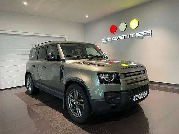 Land Rover Defender 110