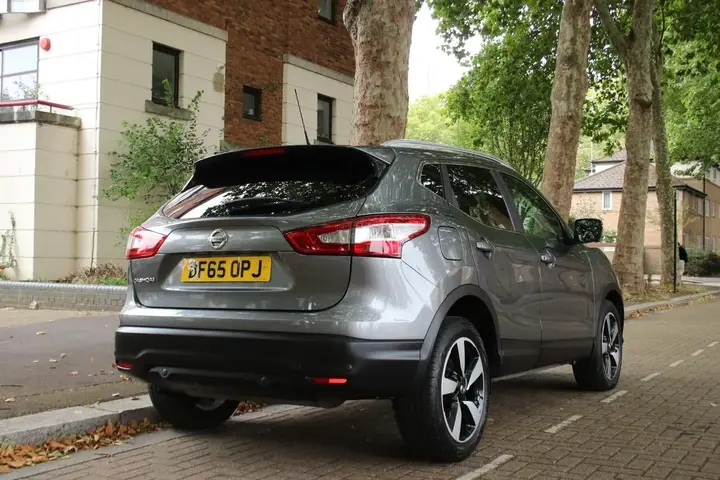 Nissan Qashqai 2015 photo 5