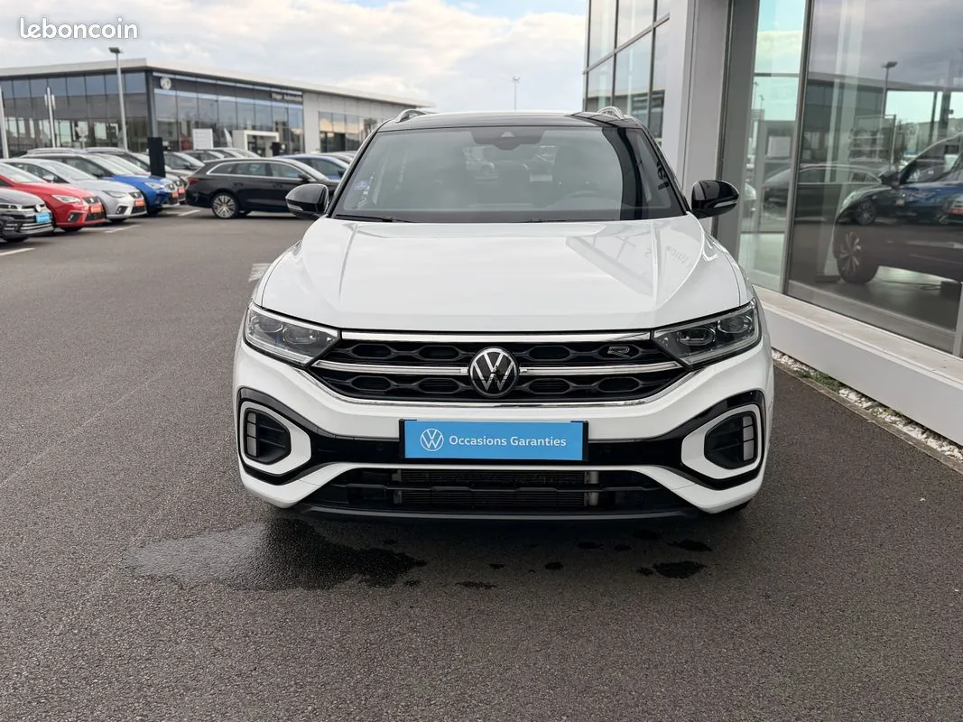 Volkswagen T-Roc 2023 photo 2
