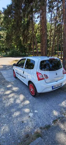 Renault Twingo 2013 photo 4
