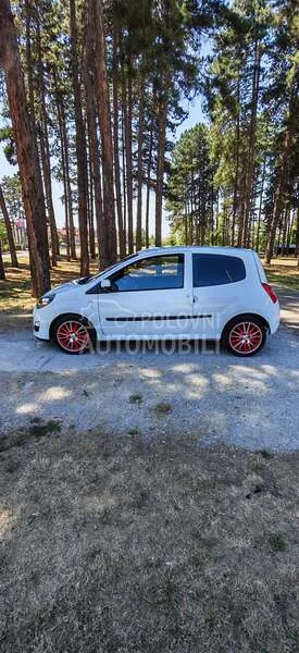 Renault Twingo 2013 photo 3