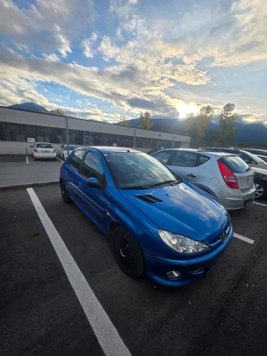 Peugeot 206 2005 photo 3