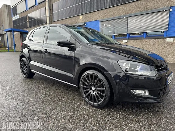 Volkswagen Polo 2011 photo 4