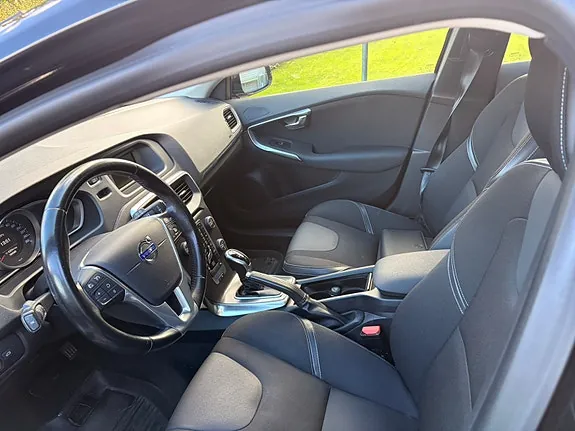 Volvo V40 2015 photo 5