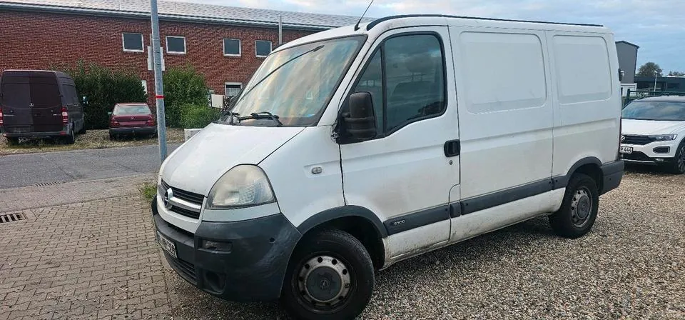 Opel Movano