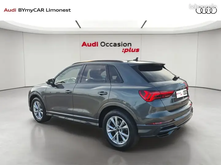 Audi Q3 2022 photo 3