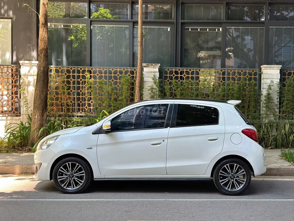 Mitsubishi Mirage 2019 photo 4