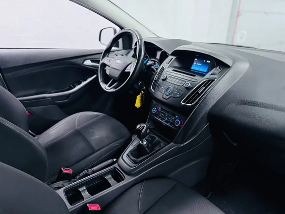Ford Focus 2016 photo 5