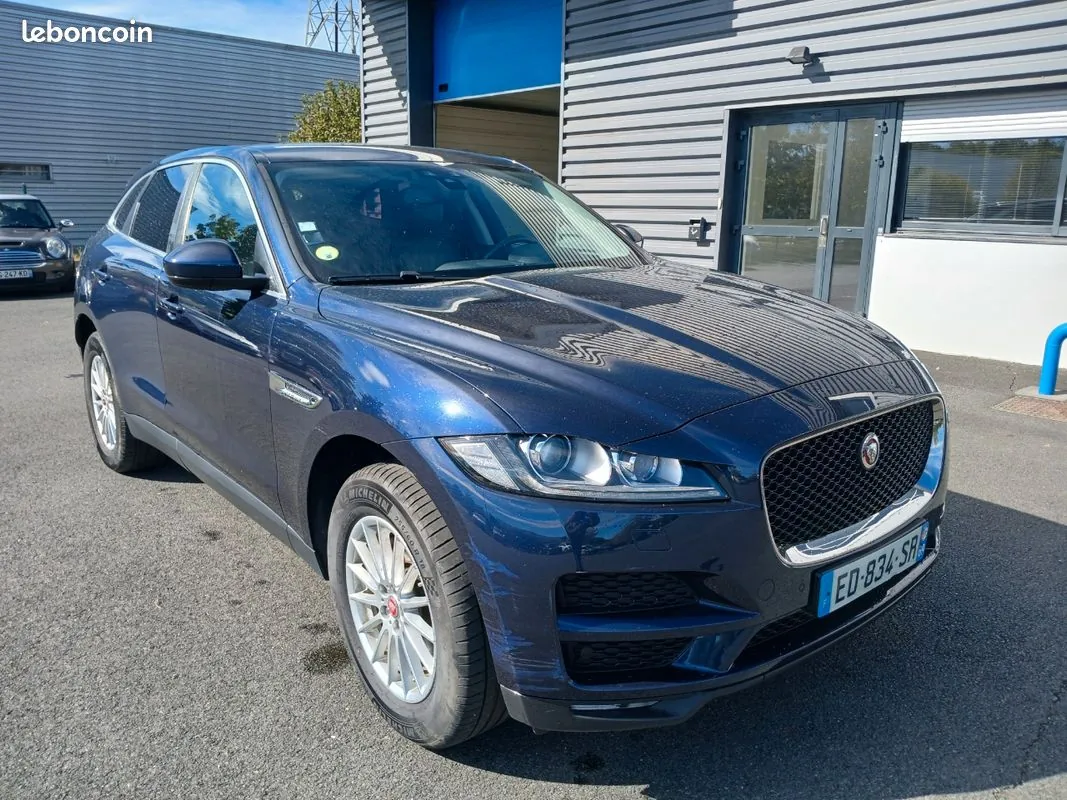 Jaguar F-Pace