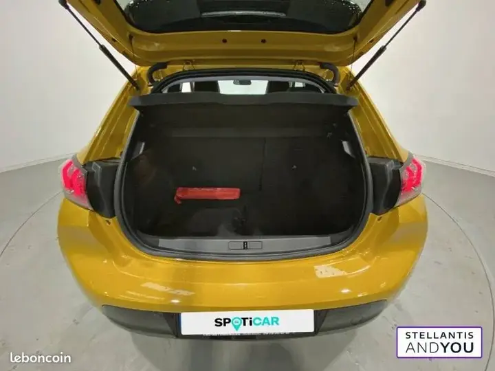 Peugeot 208 2022 photo 4
