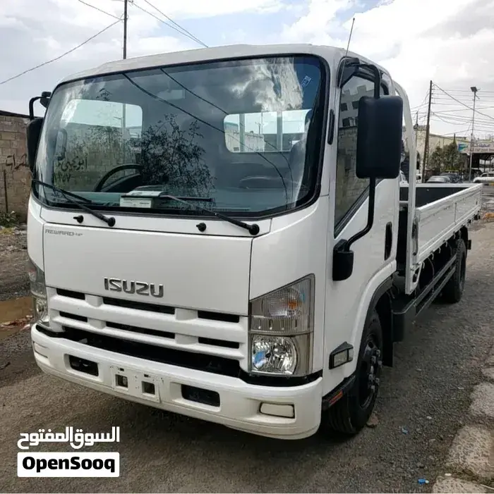 Mitsubishi Canter 2012 photo 4