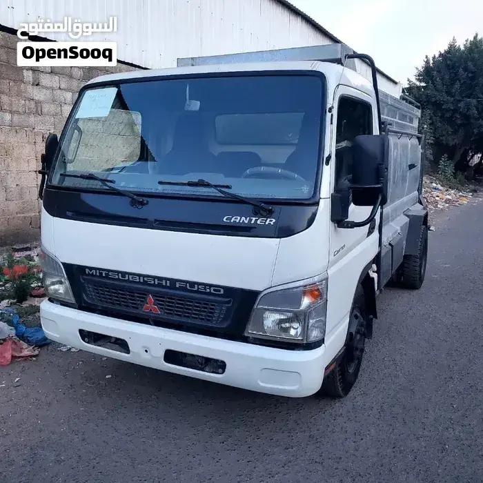 Mitsubishi Canter 2012 photo 3