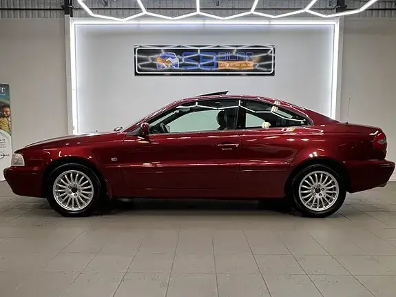 Volvo C70 2002 photo 2
