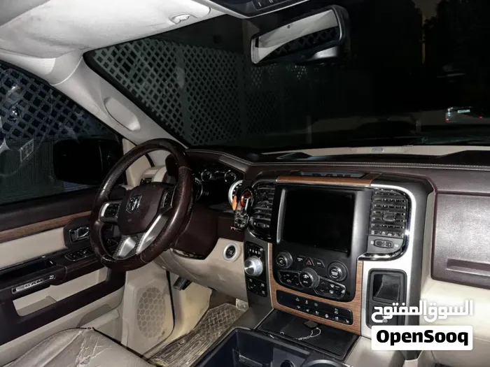 Dodge Ram Laramie 2014 photo 2