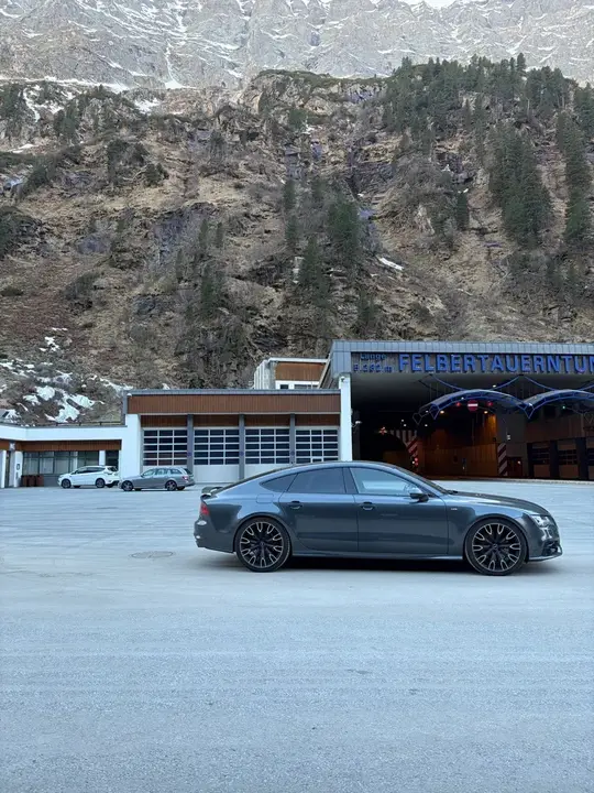 Audi A7 2013 photo 3