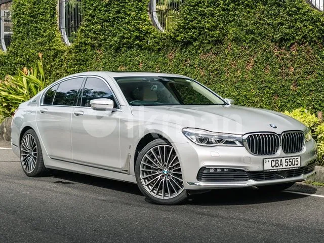 BMW 740E
