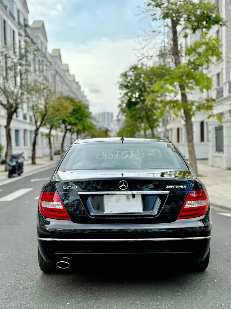 Mercedes-Benz C-Class 2014 photo 3