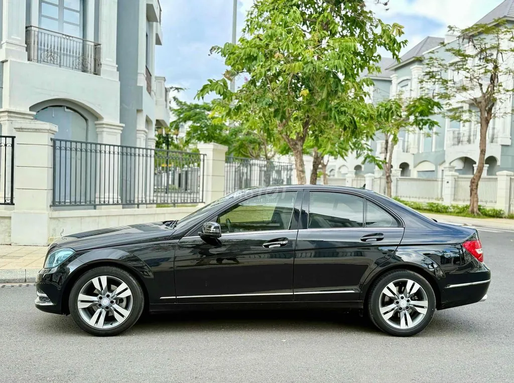 Mercedes-Benz C-Class 2014 photo 4