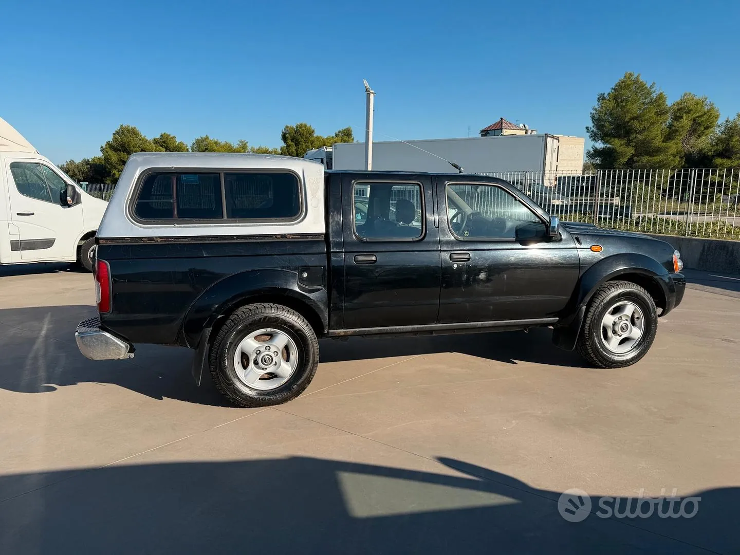Nissan Navara 2004 photo 5