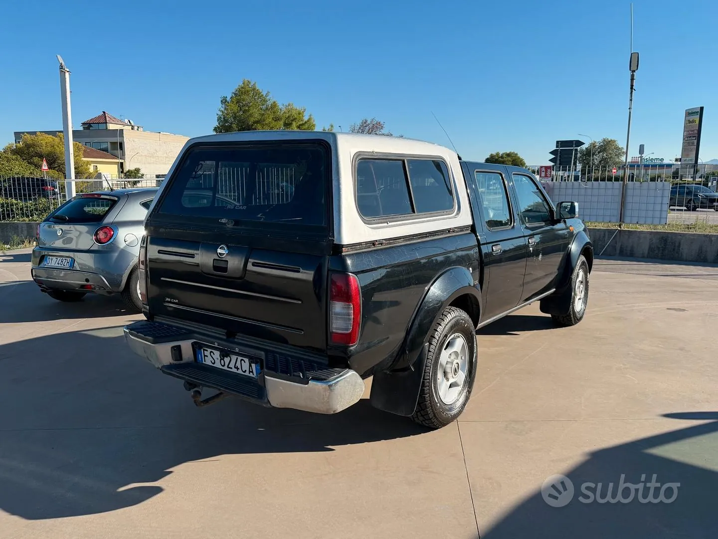 Nissan Navara 2004 photo 4