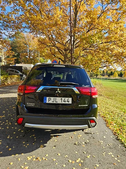 Mitsubishi Outlander 2017 photo 3