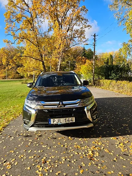 Mitsubishi Outlander 2017 photo 4