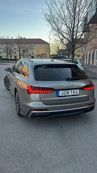 Audi A6 2021 photo 2