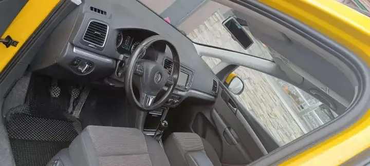 Volkswagen Sharan 2014 photo 3