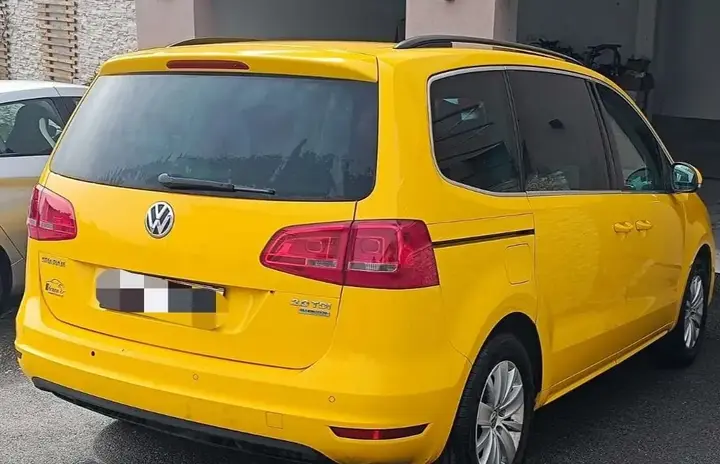 Volkswagen Sharan 2014 photo 2