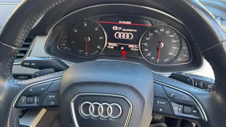 Audi Q7 2017 photo 4