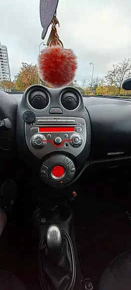 Nissan Micra 2012 photo 3