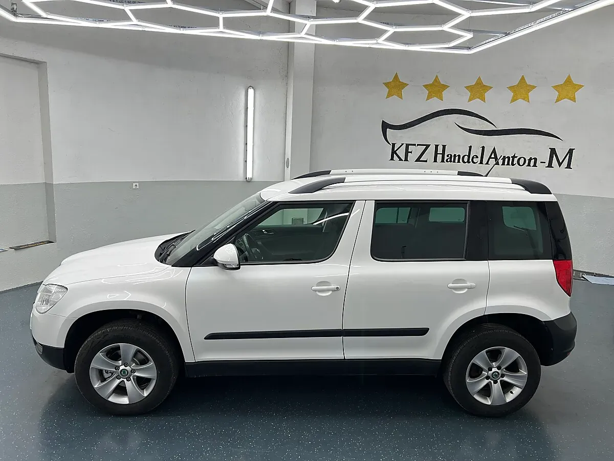 Skoda Yeti 2012 photo 2