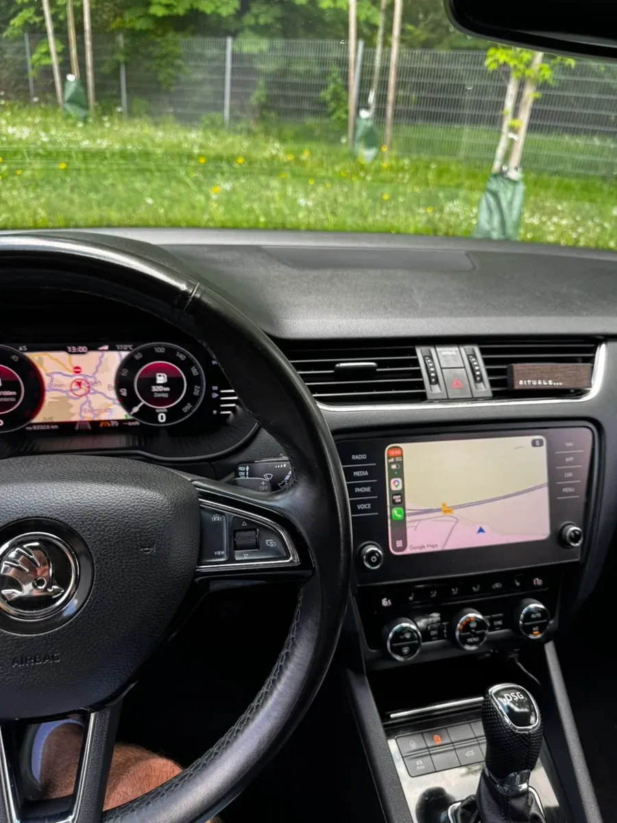 Skoda Octavia 2019 photo 2