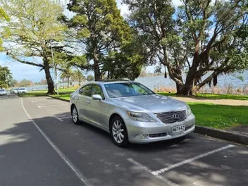 Lexus Ls 600 2007 photo 5