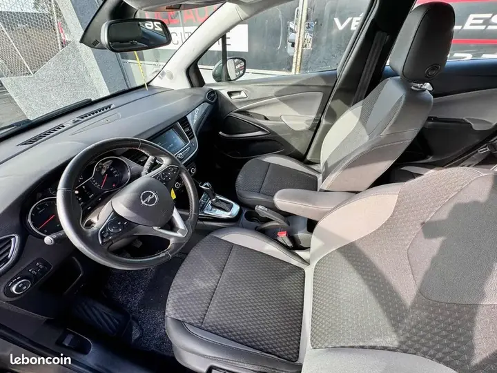 Opel Crossland X 2019 photo 3