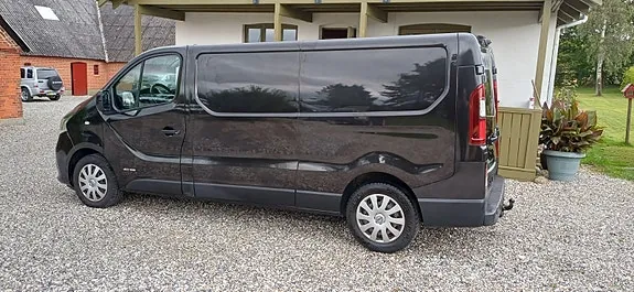 Nissan Nv300 2018 photo 3