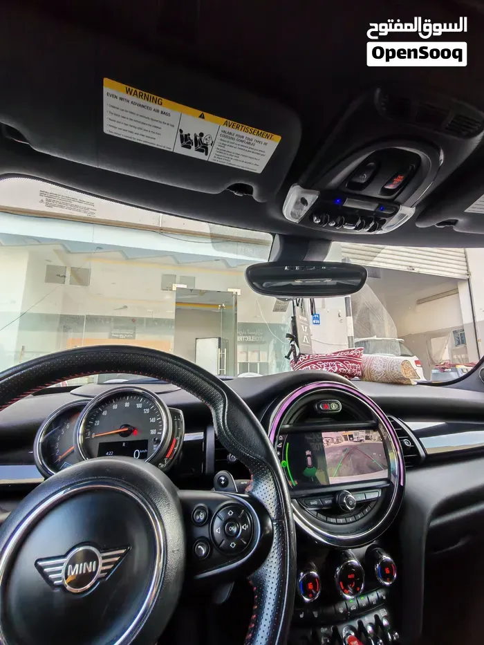 Mini Cooper S 2019 photo 3