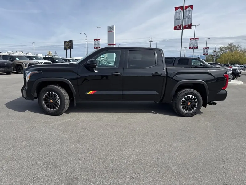 Toyota Tundra 2026 photo 2