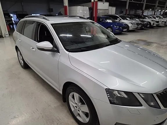 Skoda Octavia 2018 photo 3
