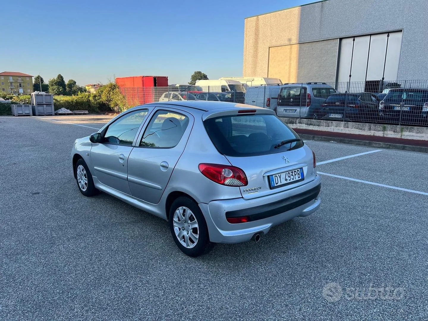Peugeot 206 2010 photo 5