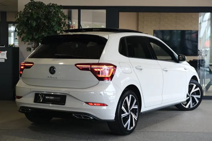 Volkswagen Polo 2022 photo 2