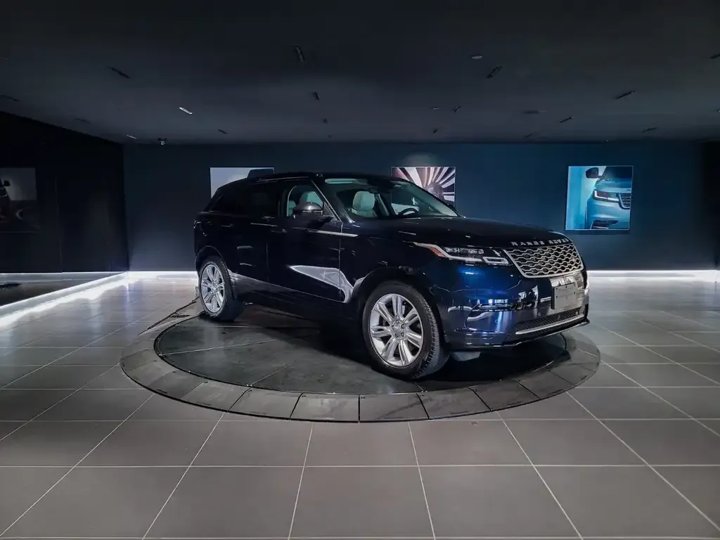 Land Rover Range Rover Velar 2023 photo 3